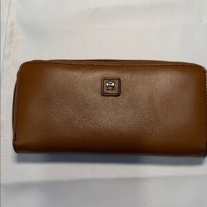 Etienne Aigner Tan Leather Zip Wallet